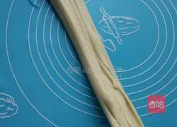 Illustration of how to make butter roll bread 4