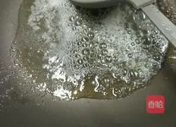 Illustration of how to make beef biscuits 2