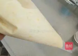 Illustration of how to make finger biscuits 7