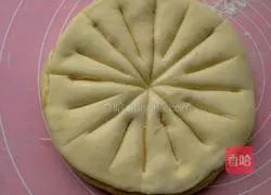 Illustration of how to make hand-torn flower loaf 9