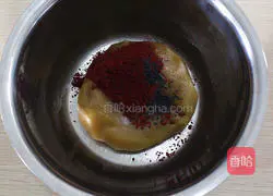 Illustration of how to make watermelon mooncakes 8