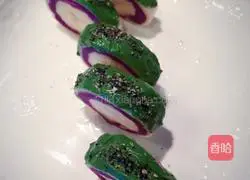 Illustration of how to make banana and purple sweet potato toast matcha rolls 4