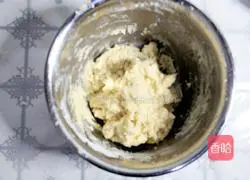 Illustration of how to make peanut milk biscuits 7