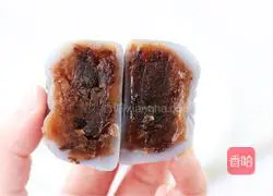 Illustration of how to make snow-skin mooncakes with rose filling 22
