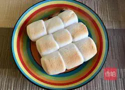 How to make marshmallow toast 4