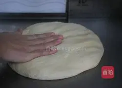 Illustration of how to make glutinous rice flour toast 9