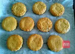 Cantonese-style mooncake recipe illustration 17