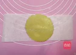 Illustration of how to make bean paste mooncakes 10