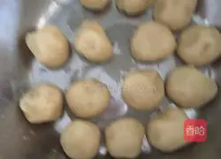 Illustration of how to make puff pastry mooncakes 3