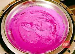 Illustration of how to make dragon fruit snow-skin mooncakes 8