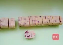 Illustration of how to make cranberry cookies 11