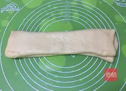 Illustration of how to make milk-flavored croissants 15