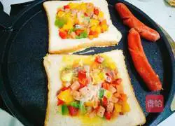 crispy Illustration of how to make toast 4