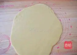 Illustration of how to make cartoon milk biscuits 9