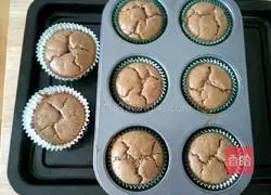 Chocolate Cake Recipe Illustration 17