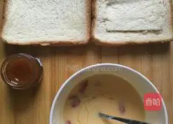 Cheese toast Illustration of the company’s approach 1