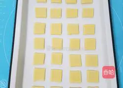 Milk-flavored square biscuits recipe 14