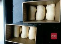 Milk and egg yolk toast recipe 10