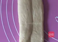 Illustration of how to make light butter toast 10