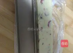 Illustration of how to make cranberry cookies 3