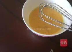 Illustration of how to make egg milk biscuits 2