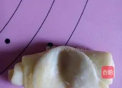 Illustration of how to make puff pastry mooncakes 14