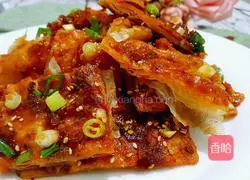 Illustration of how to make crispy sauce pancake 22