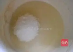 Illustration of how to make black sesame biscuit rolls 3