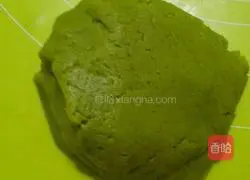 Illustration of how to make matcha bunny cookies 9