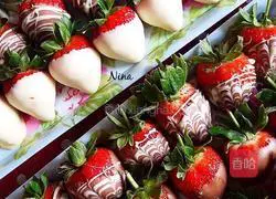 Illustration of how to make crispy chocolate strawberries 6