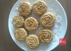  Illustration of how to make egg yolk and bean paste mooncakes 17