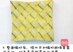 Baby's Dragon Boat Festival - 1 and a half year old double yolk toast recipe illustration 5