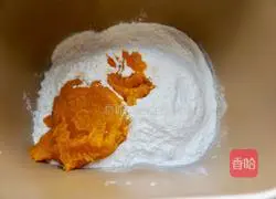 Illustration of how to make pumpkin and coconut breadsticks 2