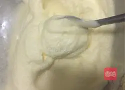 Illustration of how to make Roman shield cookies 1