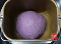 Milk Purple Sweet Potato Toast Recipe Illustration 6