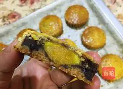 Bean Paste and Egg Yolk Mooncake Illustration of how to do it 10