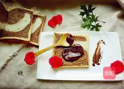 Cinnamon Chocolate Toast Recipe Illustration 11