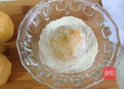 Cantonese five-nut mooncake recipe 8