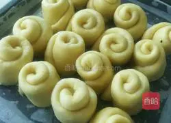 Honey Crispy Bottom Bread Recipe Illustration 12