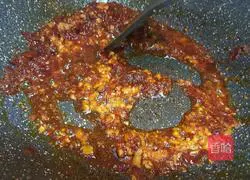 Illustration of how to make crispy sauce pancake 7