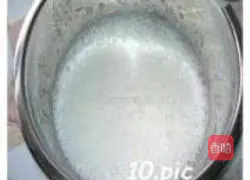 Illustration of how to make chocolate cones 10