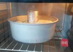 Illustration of how to make hand-shredded condensed milk bread 12