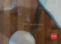 Pork puff pastry (fresh) Illustration of how to make meat mooncakes 10