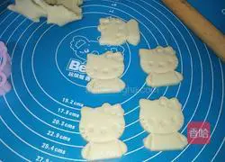 KITTY cat biscuits recipe 13
