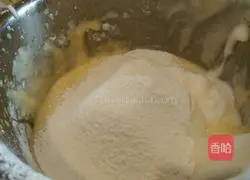 Illustration of making finger biscuits 6