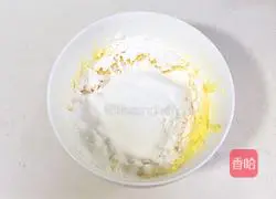 Illustration of how to make kiwi fruit shaped biscuits 6