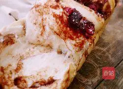 Illustration of making bean paste and cranberry toast 15