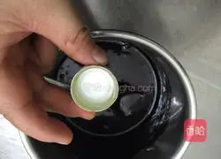 Illustration of how to make chocolate truffles 4