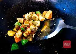 Illustration of how to make fried moon cakes 4