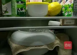 Illustration of how to make rose buns 6